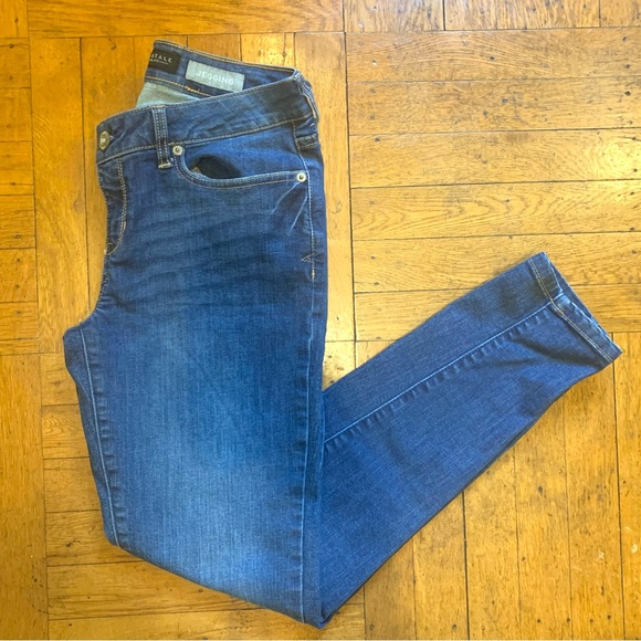 Aeropostale Blue denim straight leg, size 6 - Picture 12 of 14